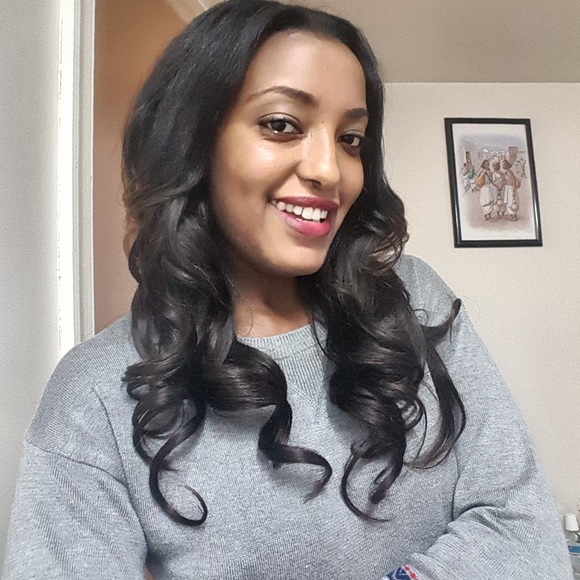 Meet your Posher, Mahlet - Picture 1 of 1